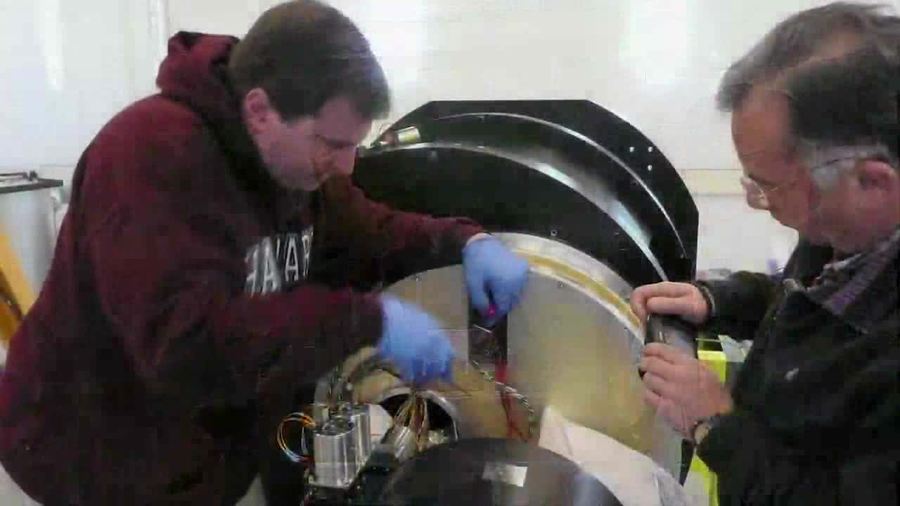 Black Holes - Peering into the Heart of Darkness : Science Nation